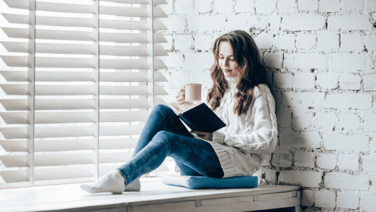 20 Life-Changing Benefits of Reading Every Day